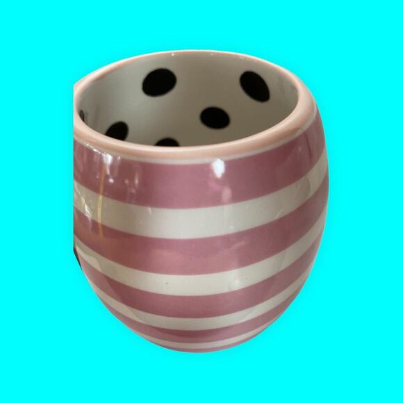 Queen for a Day Coffee Mug Cup Pier One Pink Stripes Black Polka Dot Interior - Picture 5 of 8